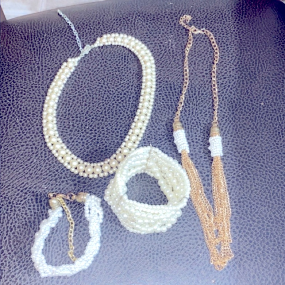 Jewelry - Picture 9 of 15